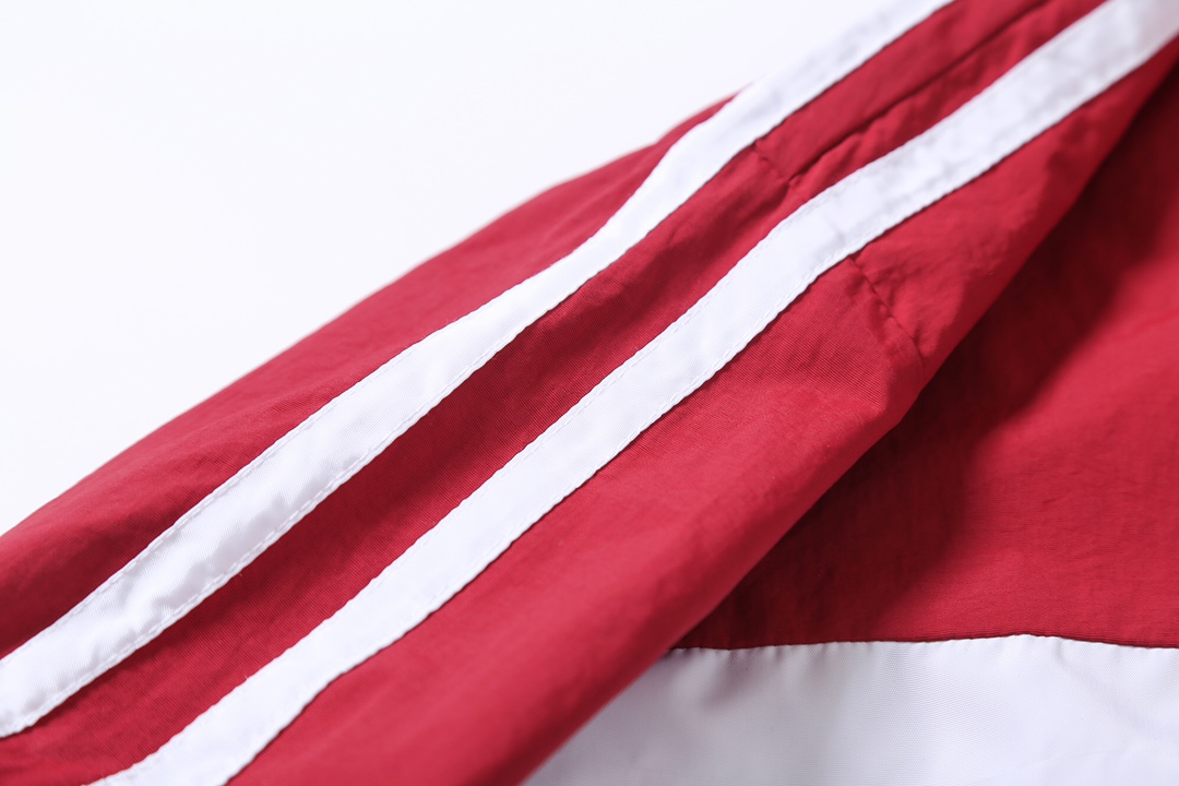 BALENCIAGA バレンシアガ ブルゾン 撥水 通勤 初代紅 - 画像 4