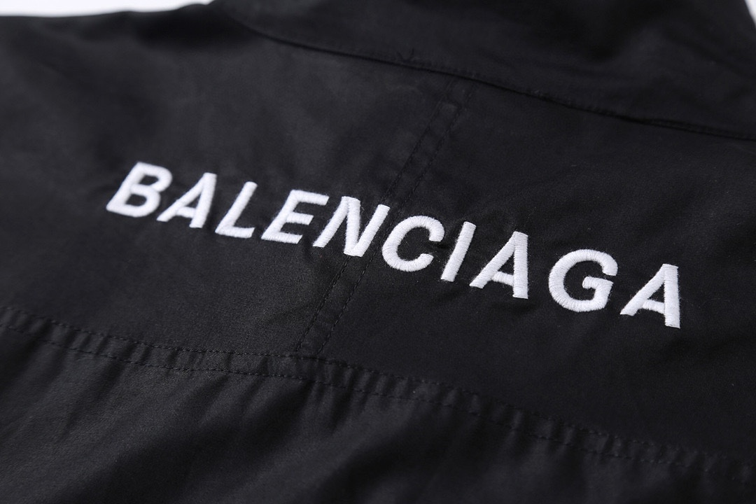 BALENCIAGA バレンシアガ 58拼接后背刺绣冲锋衣 ブラックオーリオ - 画像 6