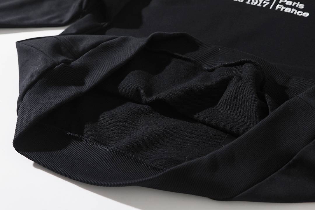 BALENCIAGA バレンシアガ フード付きスウェットシャツ ブラック - 画像 7