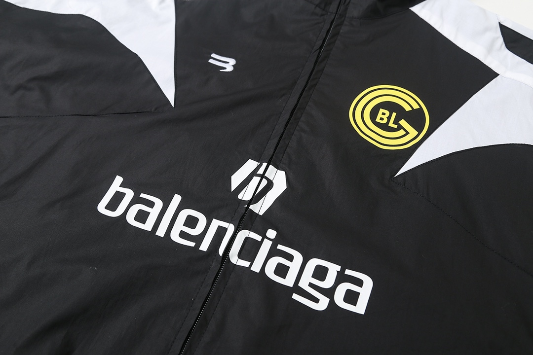 BALENCIAGA バレンシアガ フルジップジャケット 本革 通勤 通学 黒色 - 画像 4