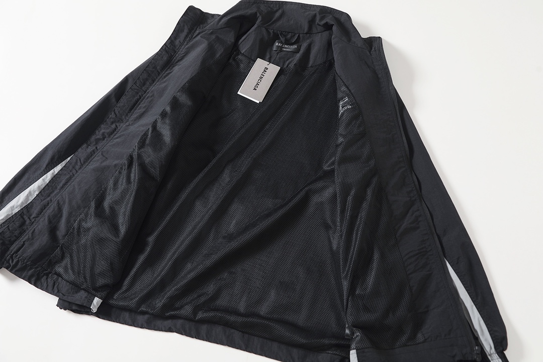 UNDER ARMOUR アンダーアーマー フルジップジャケット 本革 防水 通勤 ブラック - 画像 3