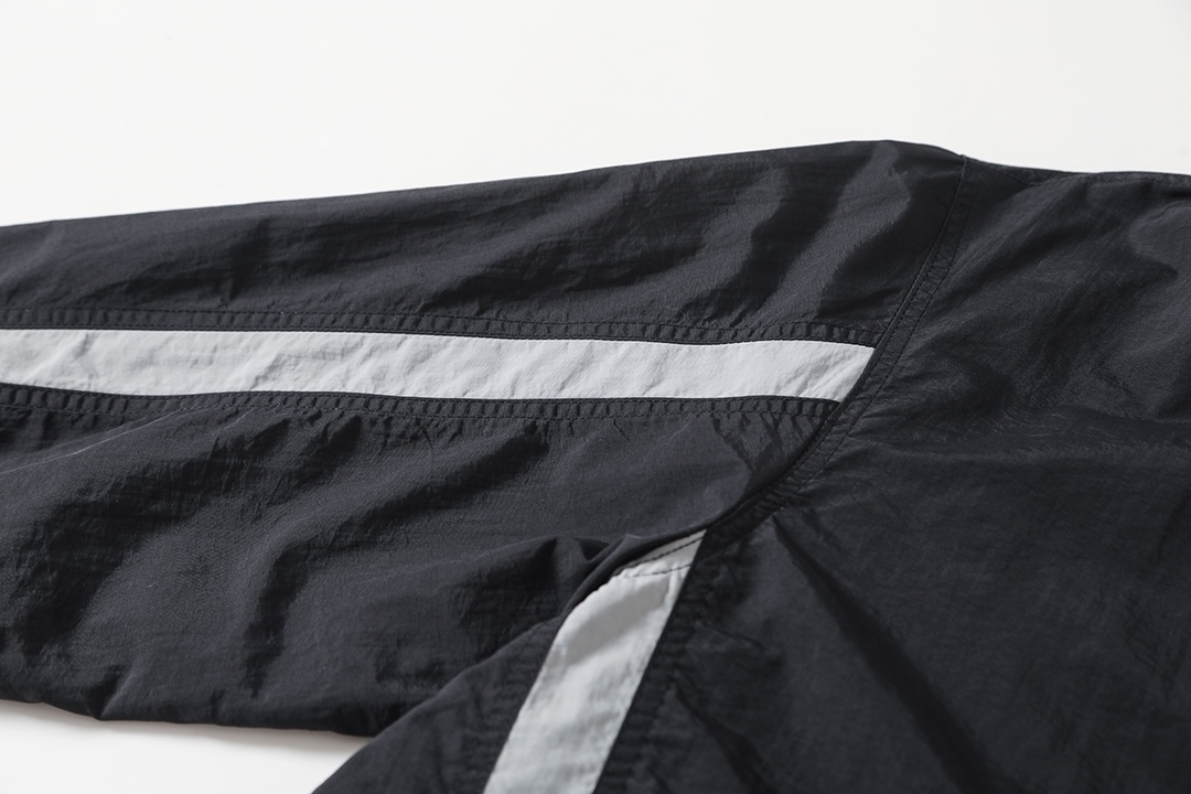 UNDER ARMOUR アンダーアーマー フルジップジャケット 本革 防水 通勤 ブラック - 画像 5