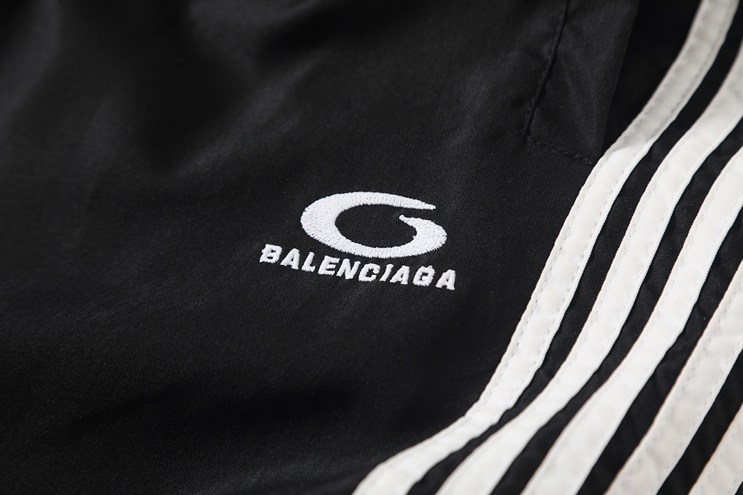 BALENCIAGA バレンシアガ フラットパンツ ブラック - 画像 3