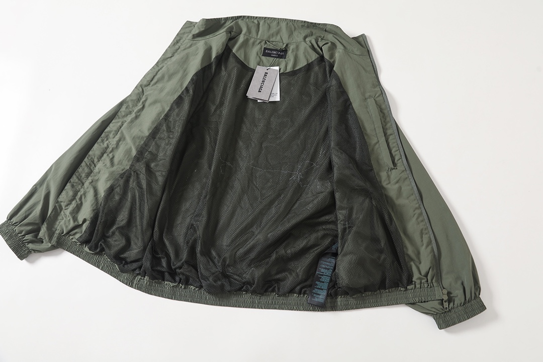 BALENCIAGA バレンシアガ フライトジャケット 71双B黒胶带墨绿防水冲锋衣夹克 墨绿 - 画像 3