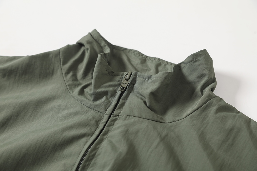 BALENCIAGA バレンシアガ フライトジャケット 71双B黒胶带墨绿防水冲锋衣夹克 墨绿 - 画像 4