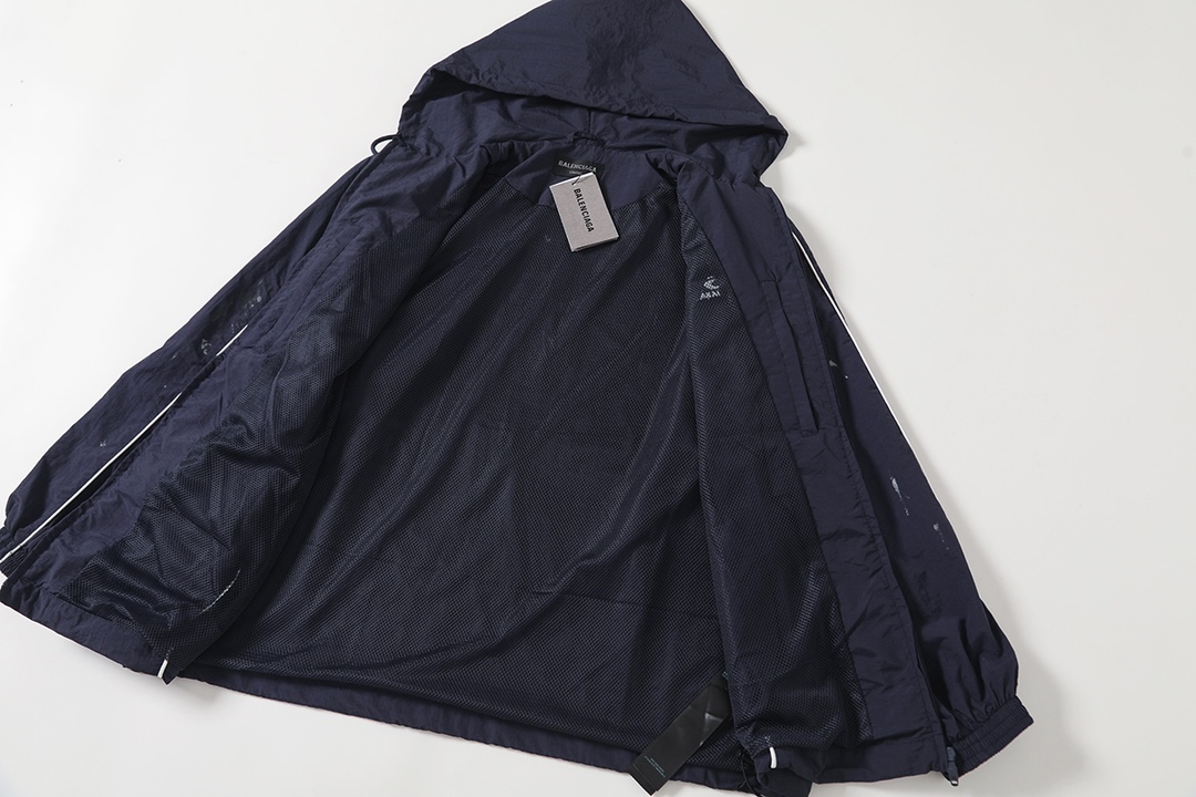 BALENCIAGA バレンシアガ セットアップ 通勤 通学 旅行 軽量 ブラック全4色 - 画像 5