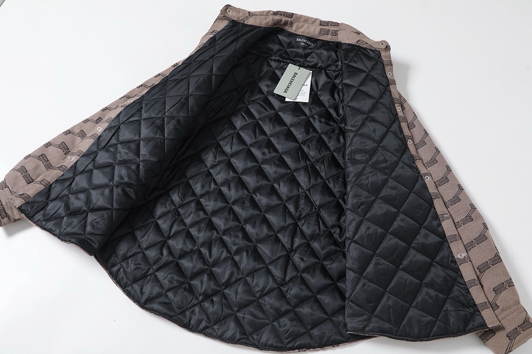 BALENCIAGA バレンシアガ フラットシャツ 全2色 - 画像 5