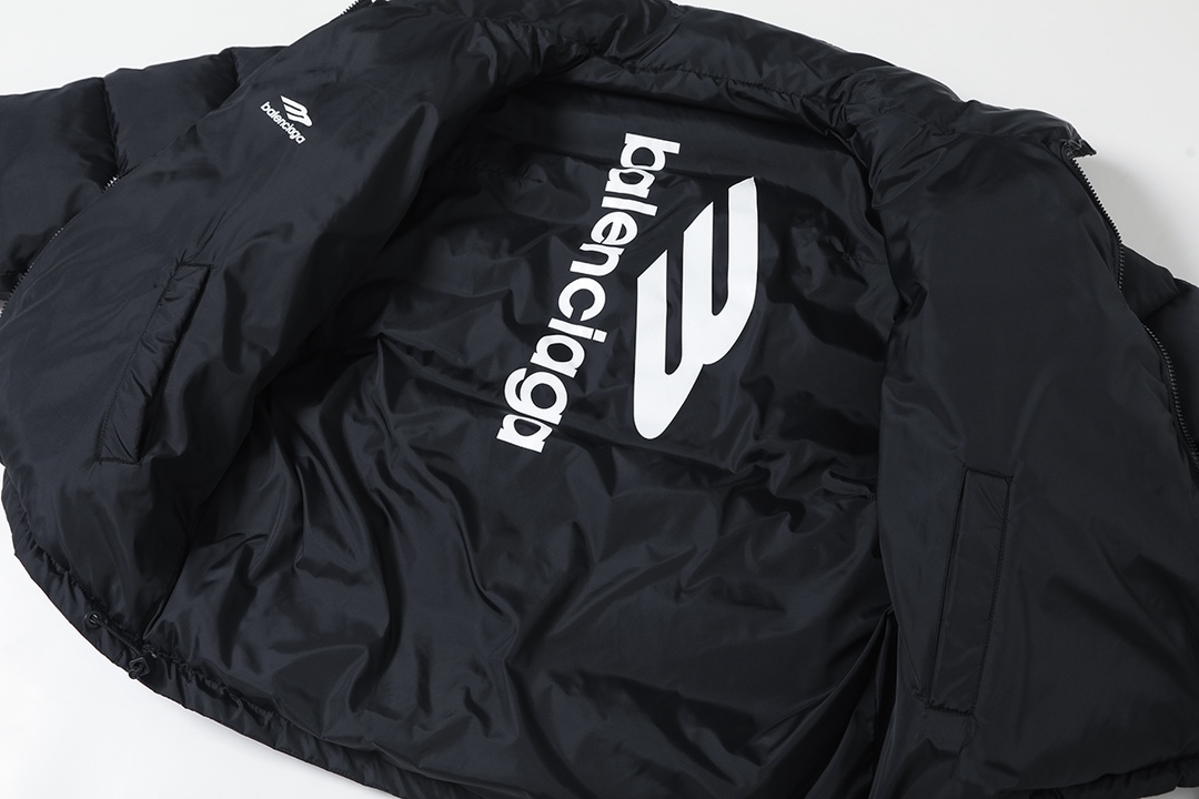 BALENCIAGA バレンシアガ ダウンジャケット ブラック - 画像 5