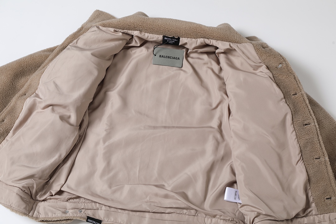 BALENCIAGA バレンシアガ ファー ブルゾン カーキ - 画像 5