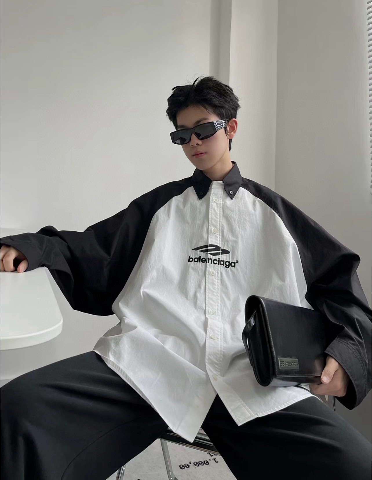 BALENCIAGA バレンシアガ ロングシャツ ブラック ホワイト