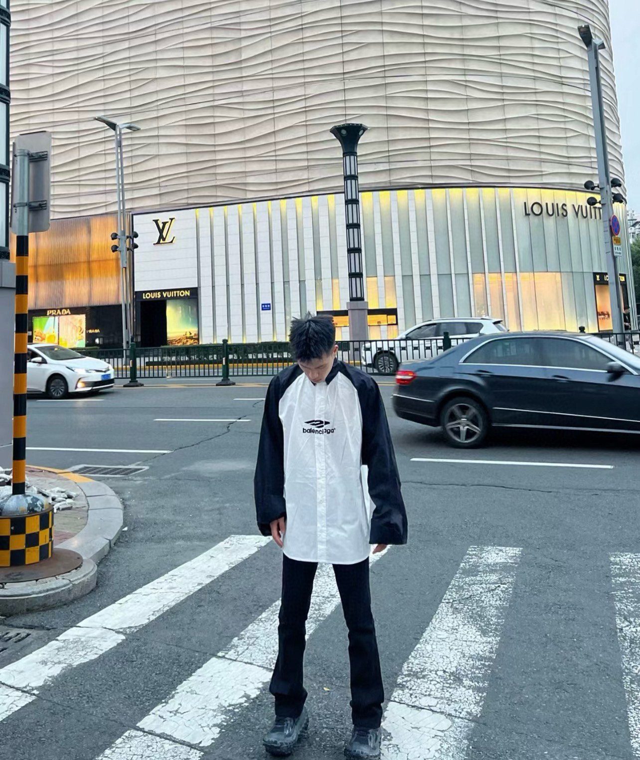 BALENCIAGA バレンシアガ ロングシャツ ブラック ホワイト - 画像 3