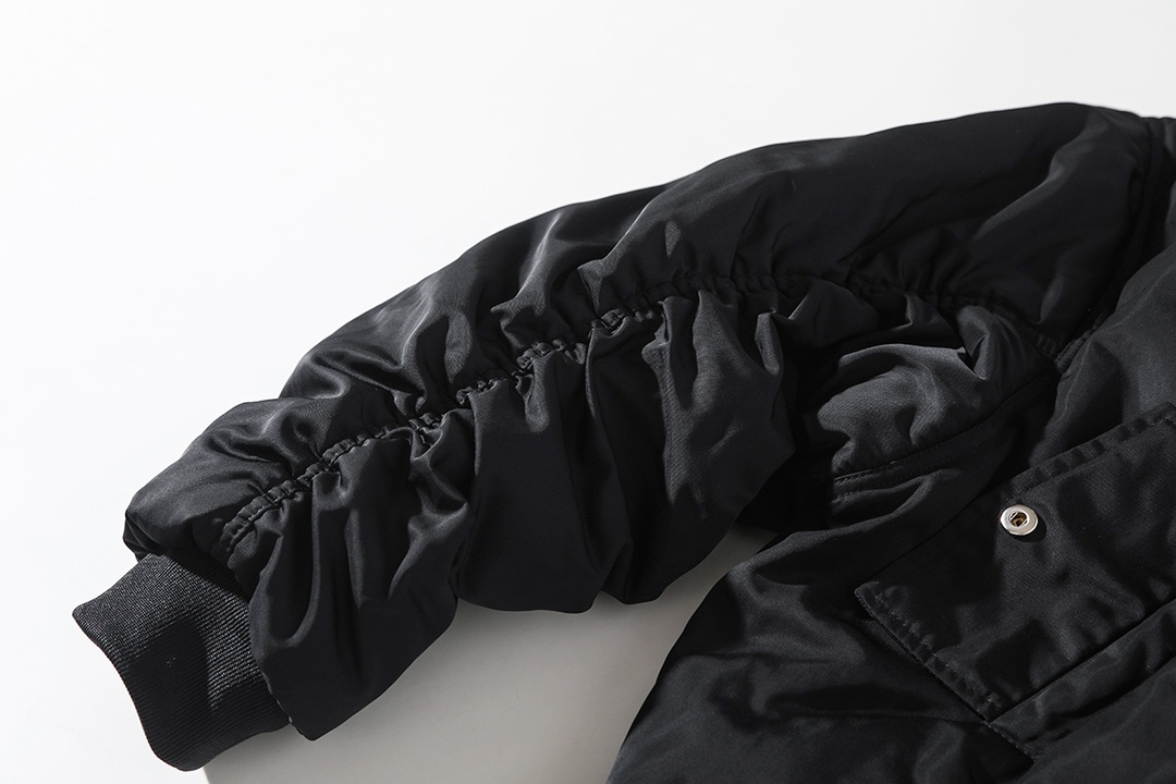 BALENCIAGA バレンシアガ バンダナ フレア袖 パーカー ブラック - 画像 6