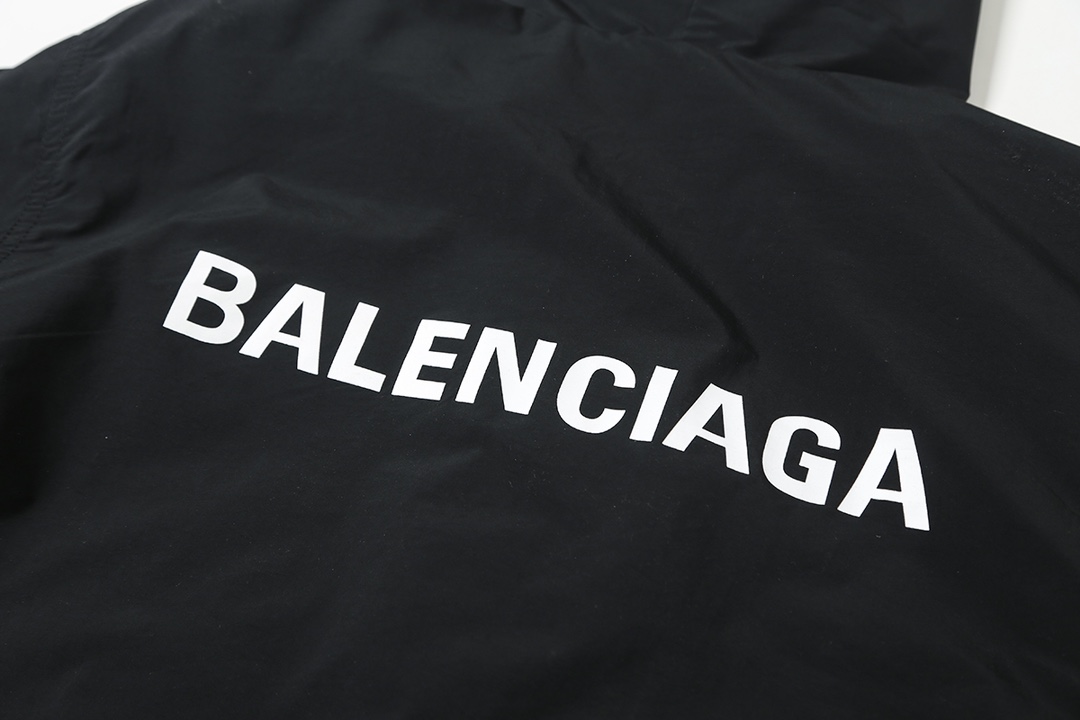 BALENCIAGA バレンシアガ フード付きジャケット 本革 軽量 通勤 通学 ブラック - 画像 5