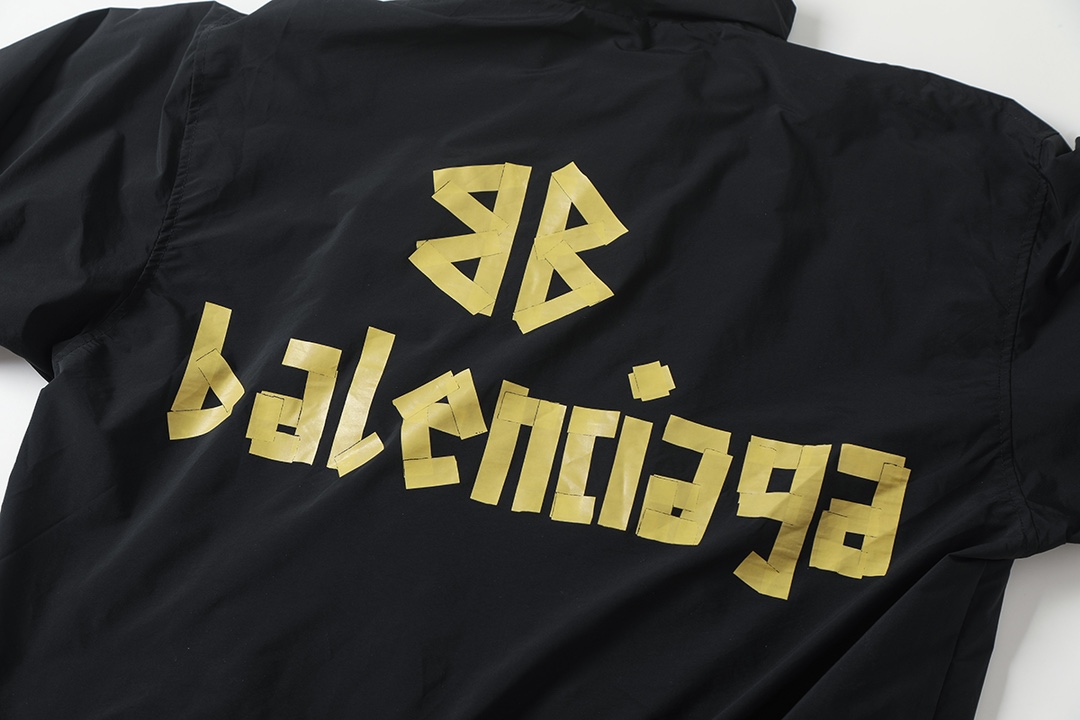 BALENCIAGA バレンシアガ フラップジャケット 黒 71黄胶带印花防水冲锋夹克 全1色 - 画像 6