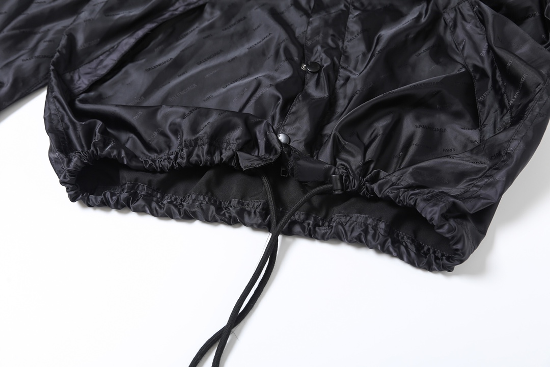 BALENCIAGA バレンシアガ フード付きジャケット ブラック - 画像 5