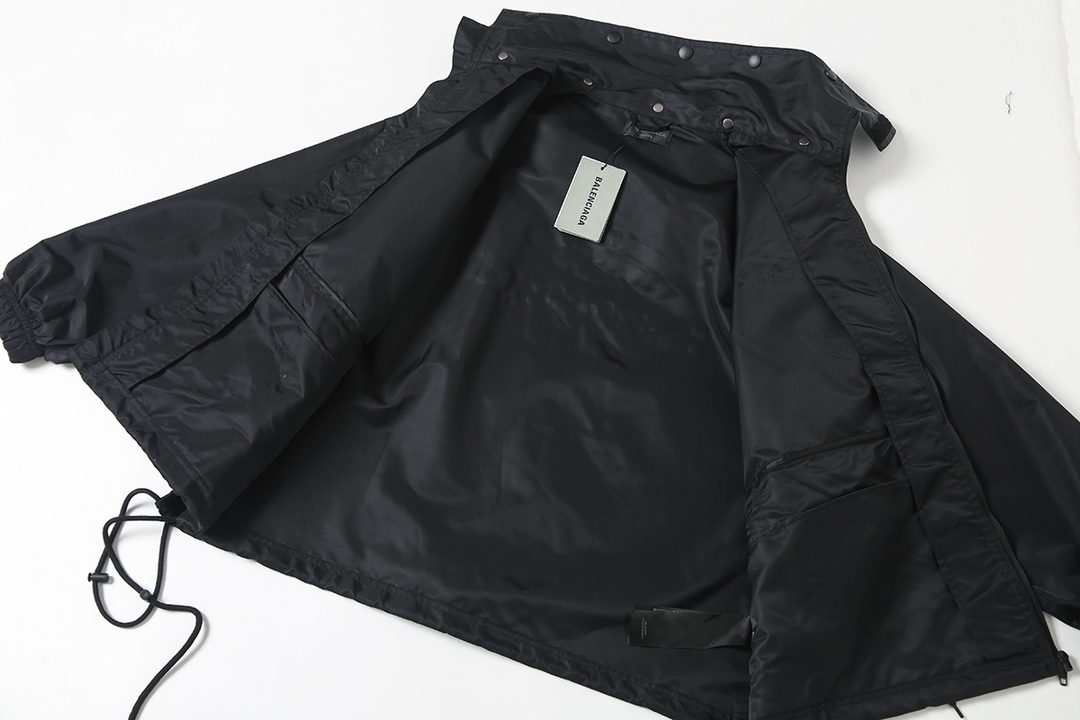 BALENCIAGA バレンシアガ フード付きジャケット 防水 軽量 ブラック - 画像 3