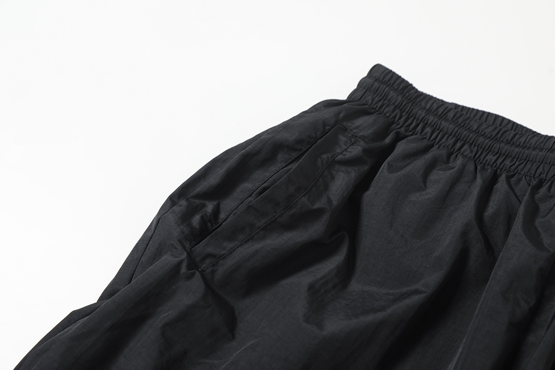 BALENCIAGA バレンシアガ ロゴパンツ ブラック - 画像 5