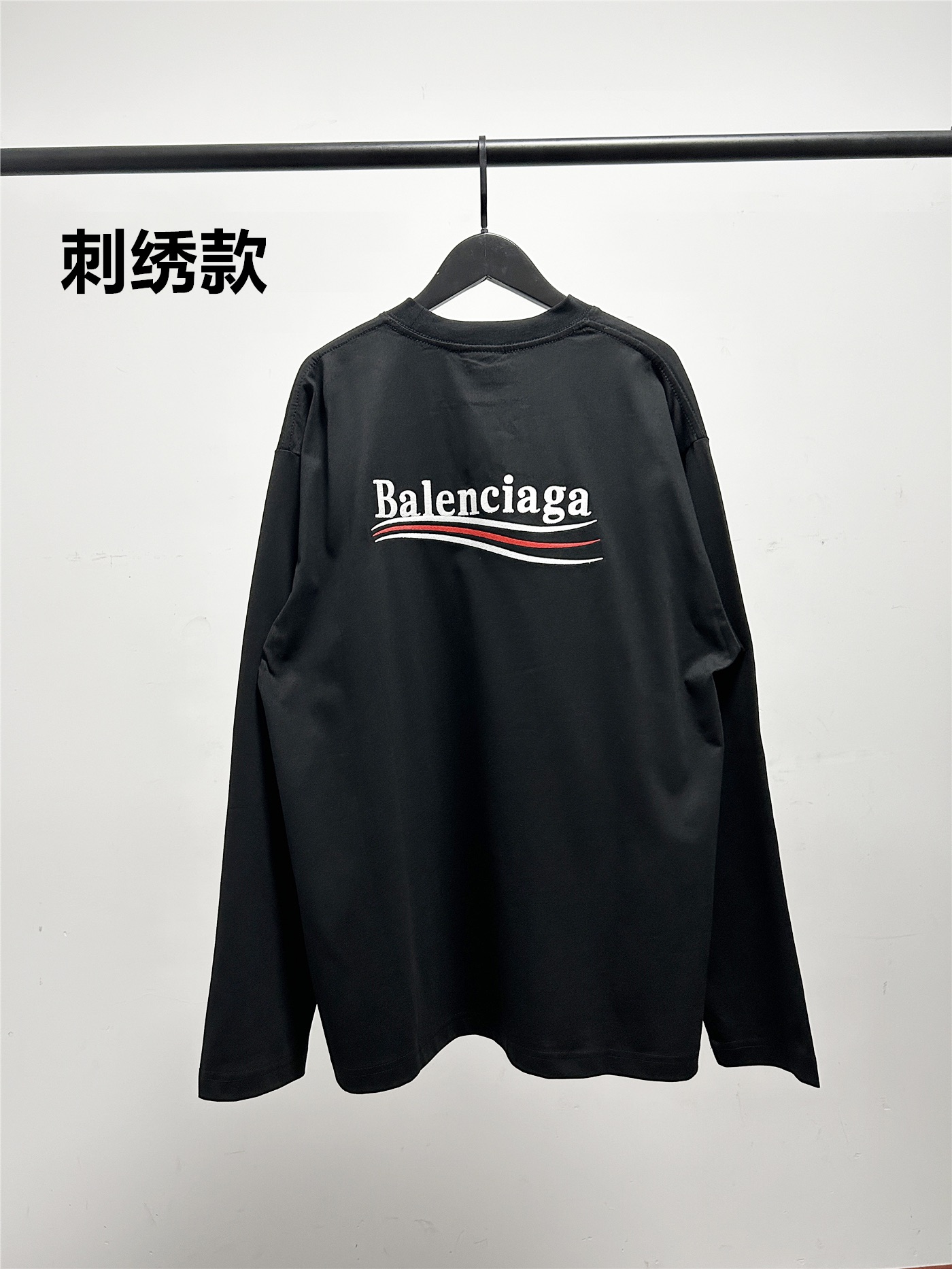 BALENCIAGA バレンシアガ ロングスリーブTシャツ 刺繍 ブラック