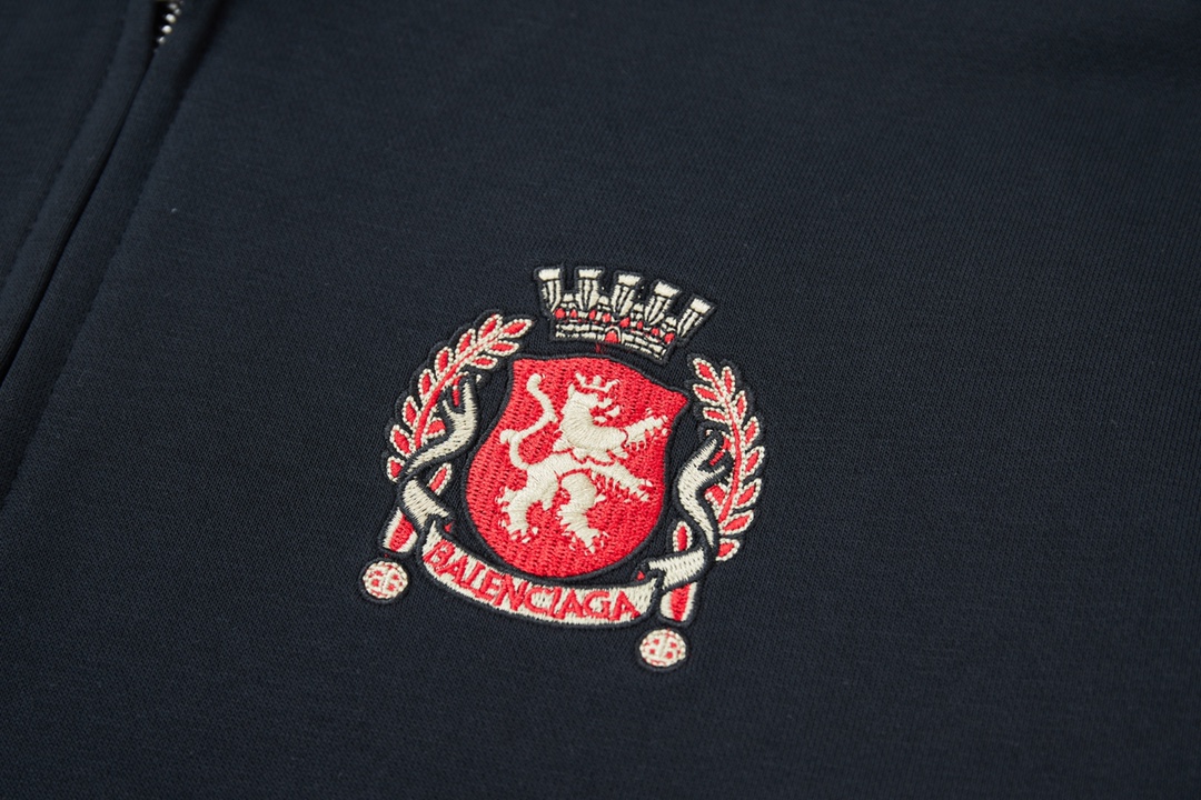 BALENCIAGA バレンシアガ フード付きジップアップパーカー パリ 10 ブラック 全2色 - 画像 5