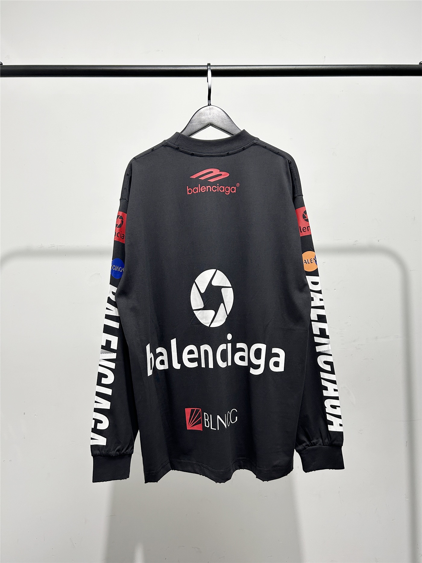 BALENCIAGA バレンシアガ ロングスリーブシャツ ブラック - 画像 2