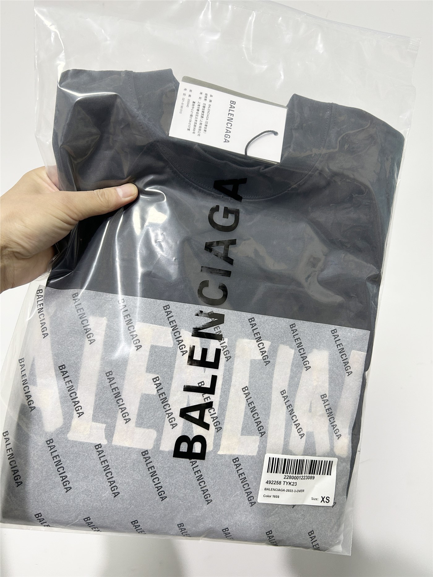 BALENCIAGA バレンシアガ ロゴTシャツ 本革 リブ加工 ブラック - 画像 6