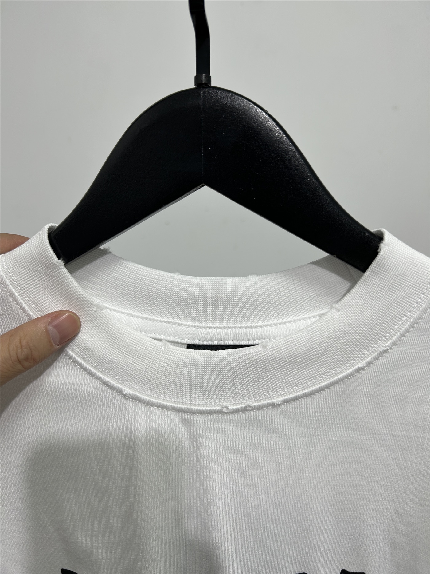 BALENCIAGA バレンシアガ ロングTシャツ ブランドロゴ ブラック ブランク ホワイト 全1色 - 画像 4