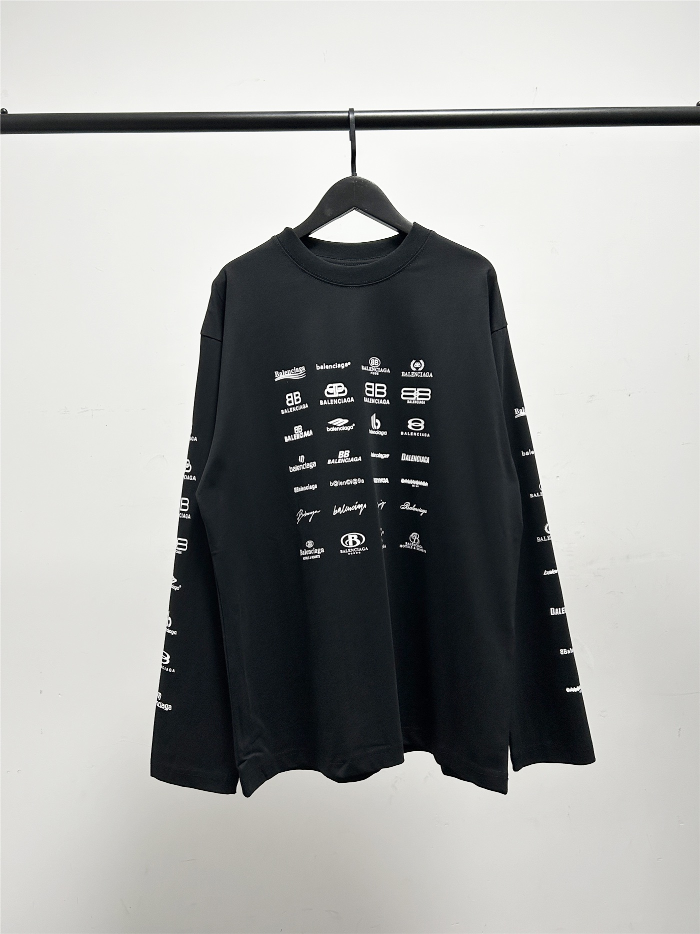 BALENCIAGA バレンシアガ ロングTシャツ 本革 ブラック