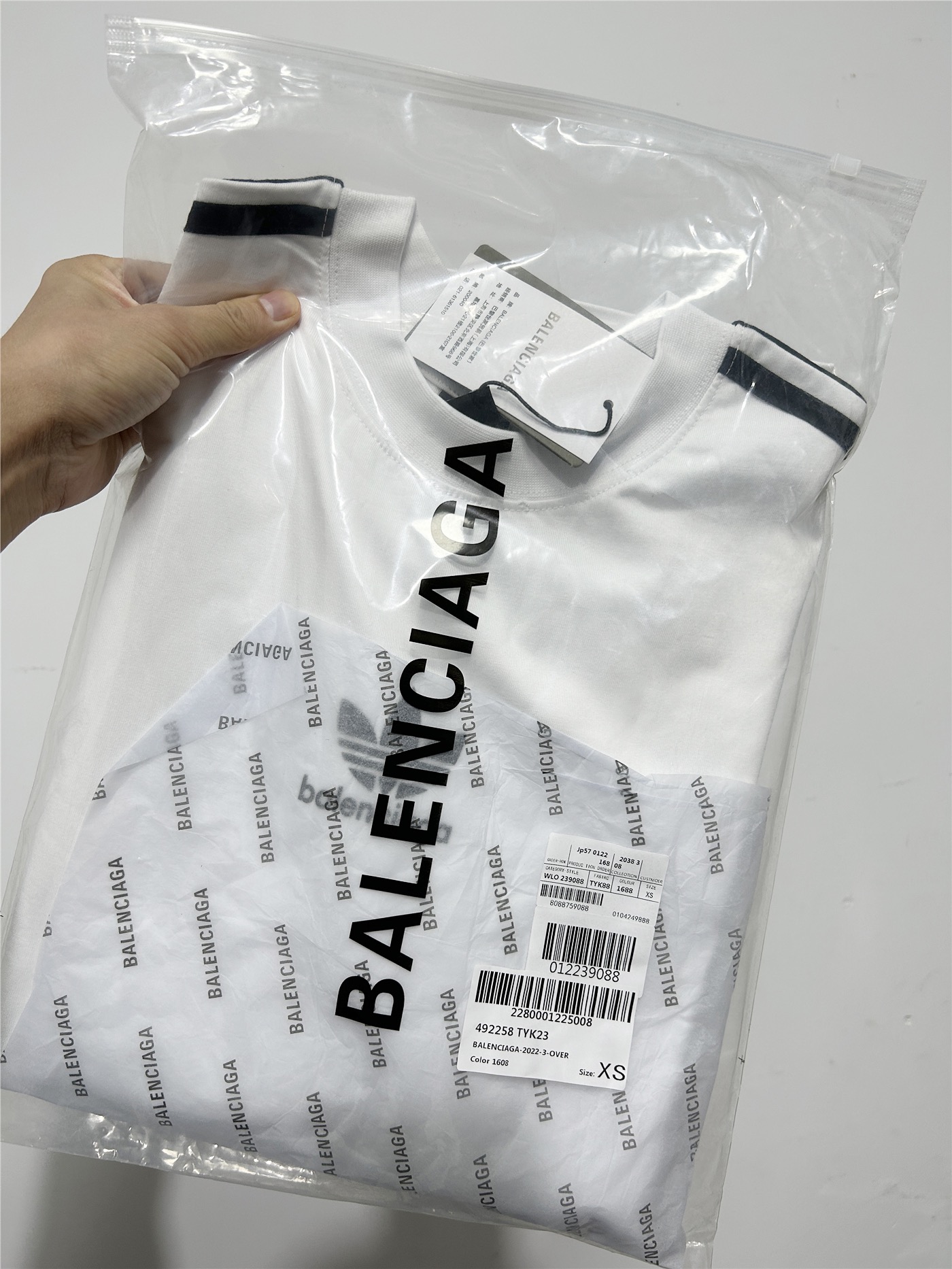 BALENCIAGA バレンシアガ ロンTシャツ 本革 ブラック - 画像 3