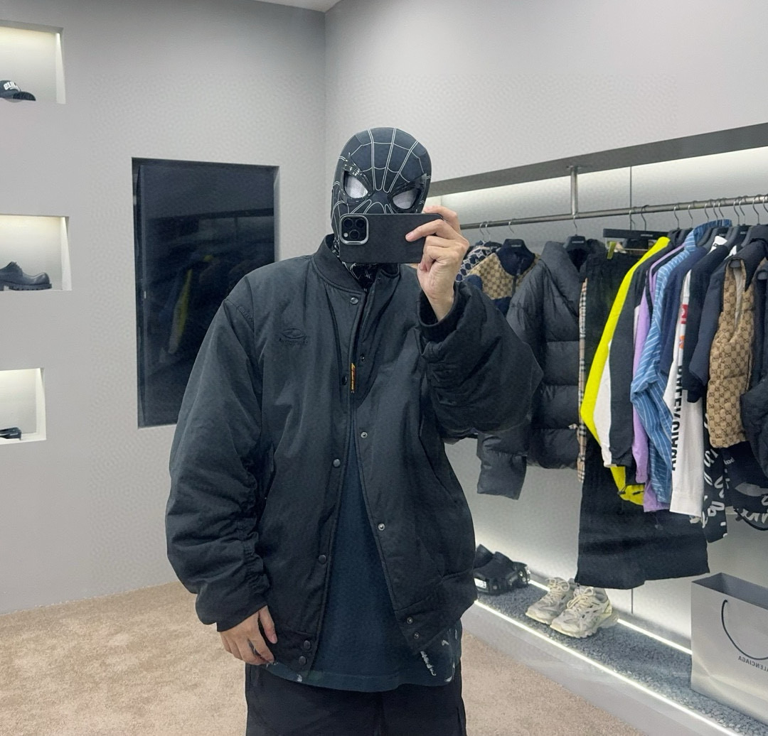 BALENCIAGA バレンシアガ バルンジャケット 男性用 フレア袖 ブラック - 画像 4