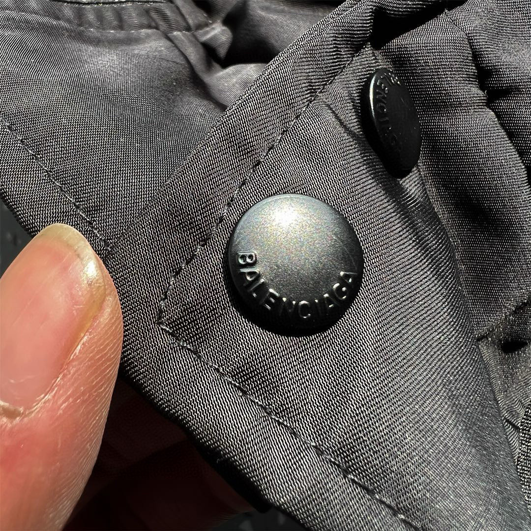 BALENCIAGA バレンシアガ バーバリー風 パーカー ブラック - 画像 6