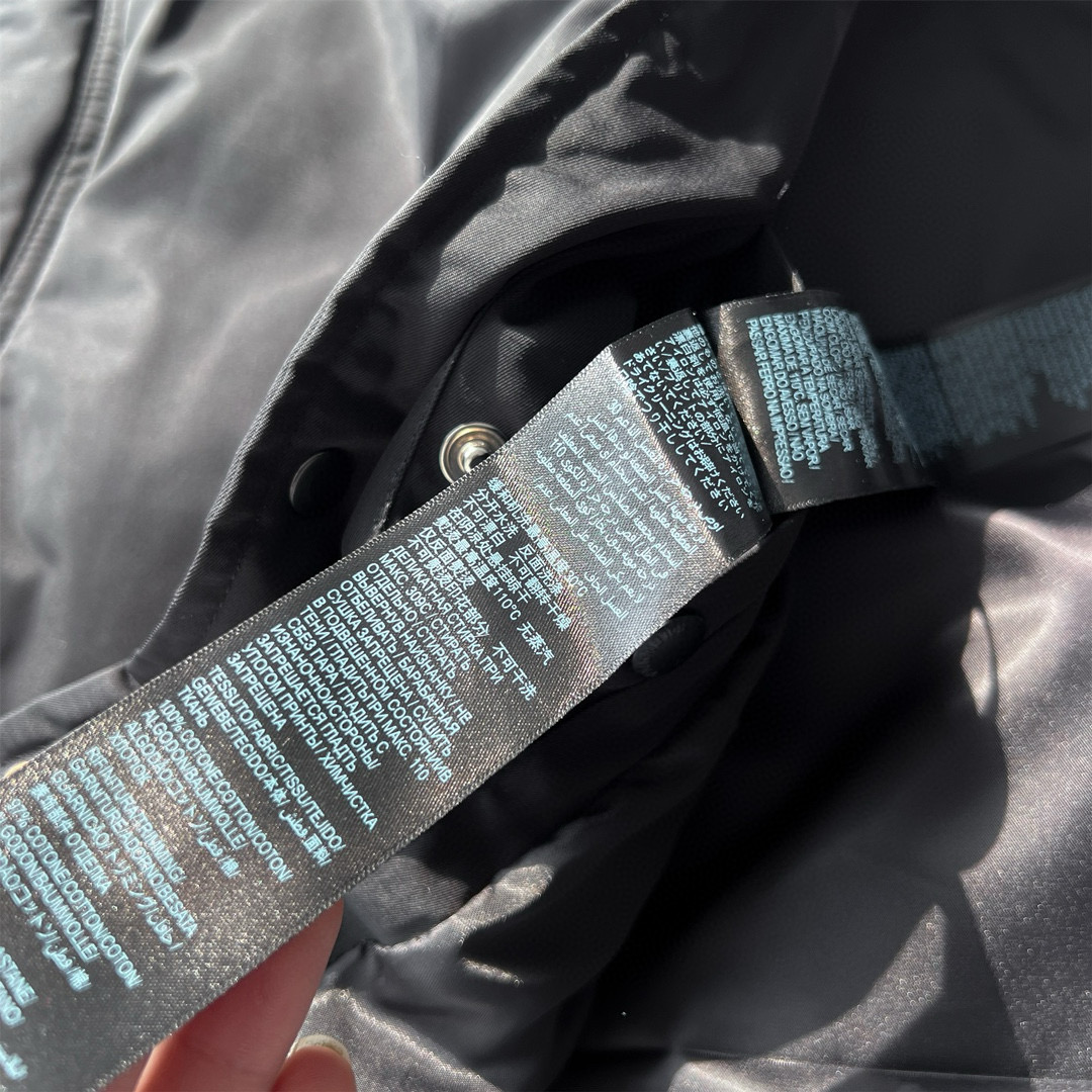 BALENCIAGA バレンシアガ バーバリー風 パーカー ブラック - 画像 8