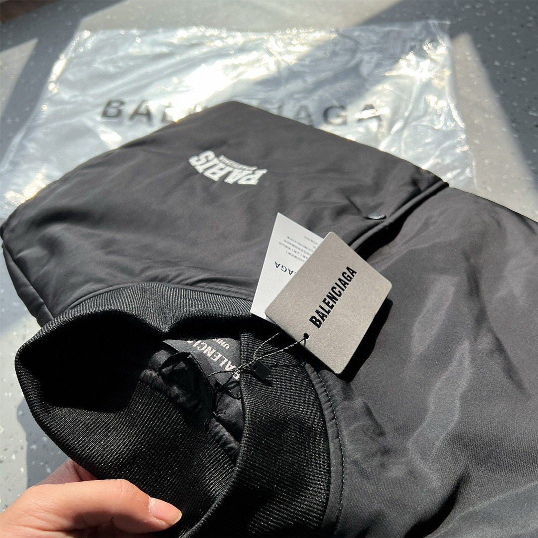 BALENCIAGA バレンシアガ バーバリー風 パーカー ブラック - 画像 9