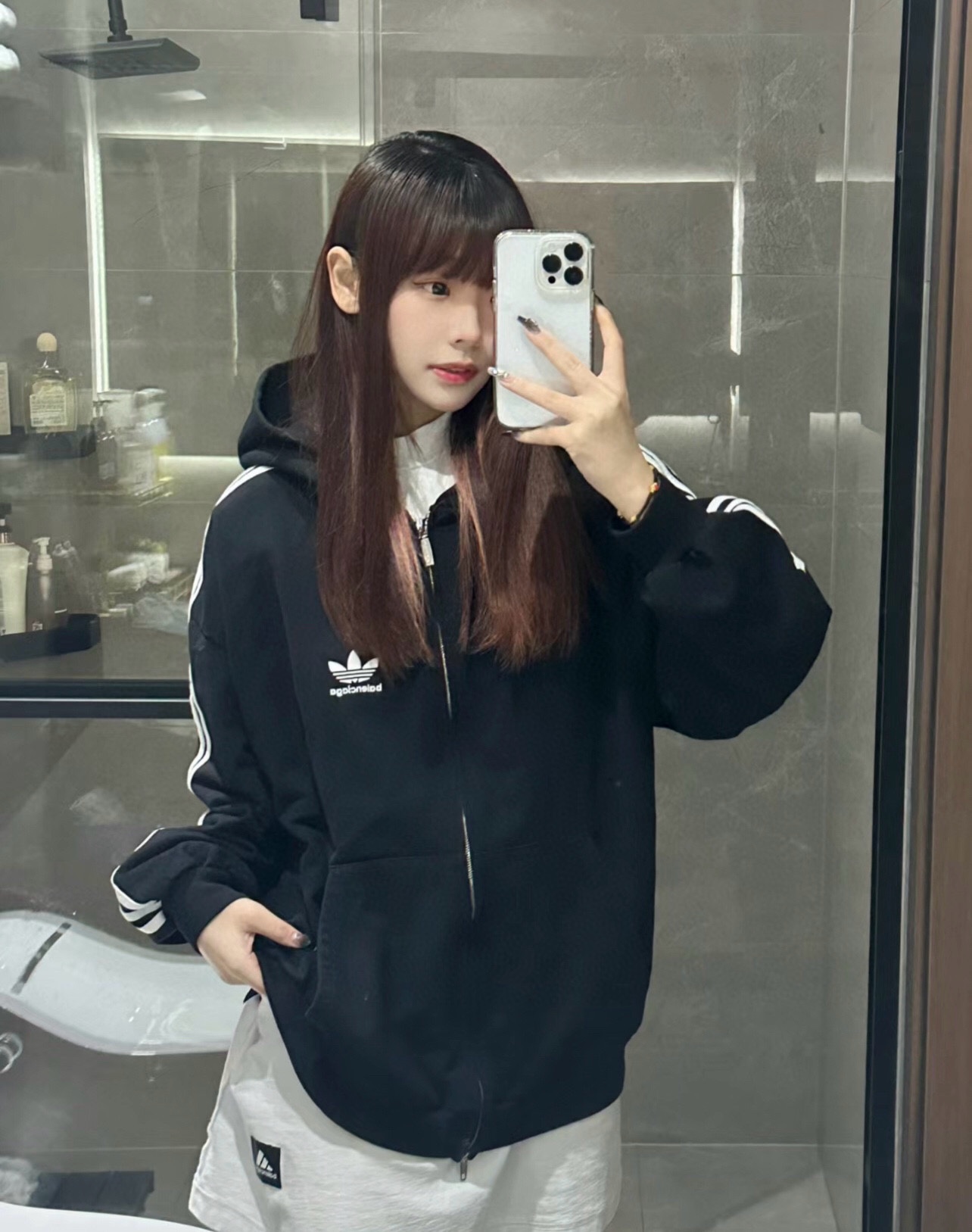 BALENCIAGA バレンシアガ フード付きスウェットシャツ ブラック