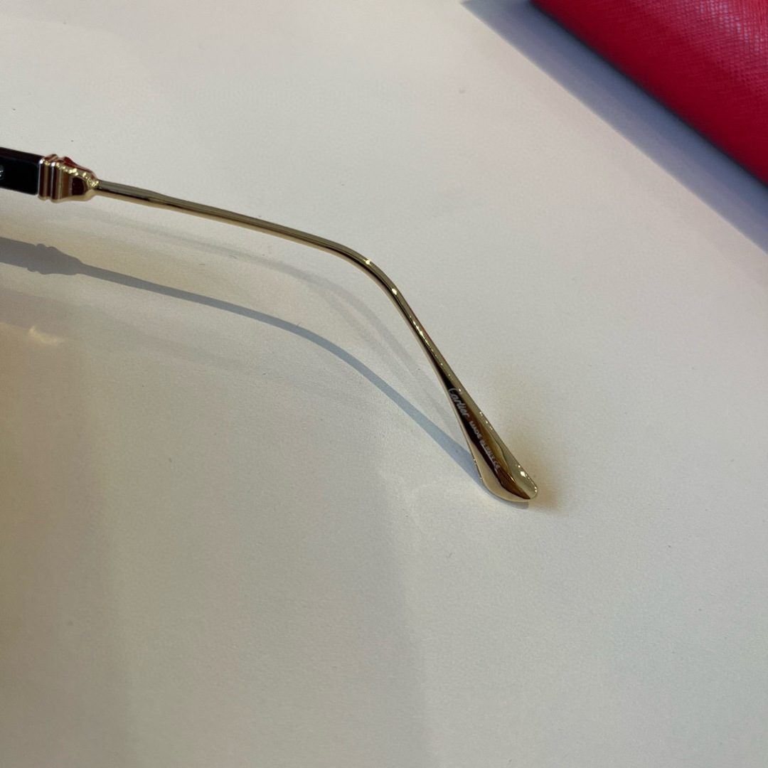 Cartier カルティエ サングラス メンズ 限定モデル 軽量 高級感 ブルーレンズ 全4色展開 - 画像 8