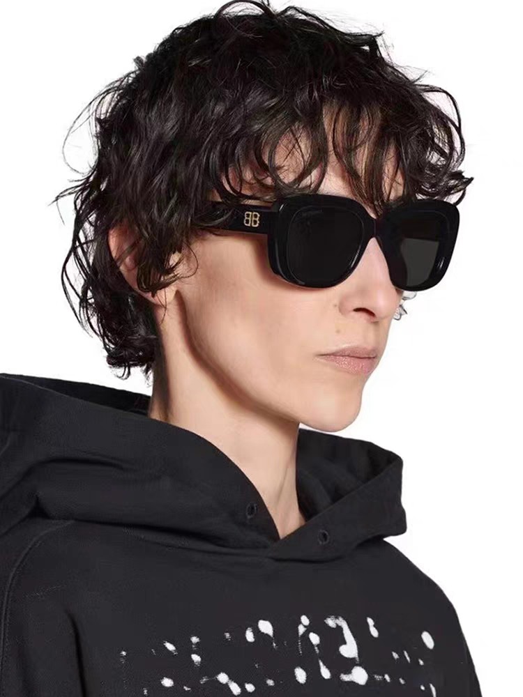 BALENCIAGA バレンシアガ サングラス フレーム 型番BB0295 2025新作 フラットレンズ ブラック ホワイト ブラウン 全3色展開