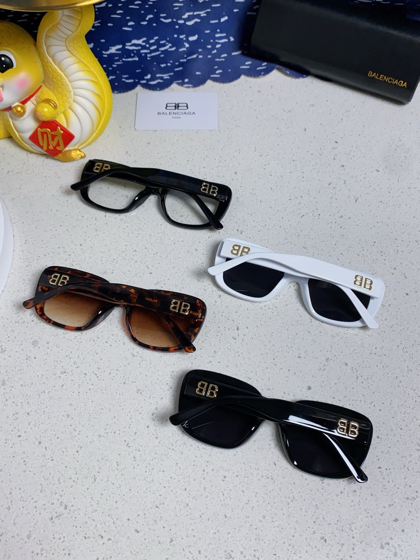BALENCIAGA バレンシアガ サングラス フレーム 型番BB0295 2025新作 フラットレンズ ブラック ホワイト ブラウン 全3色展開 - 画像 3