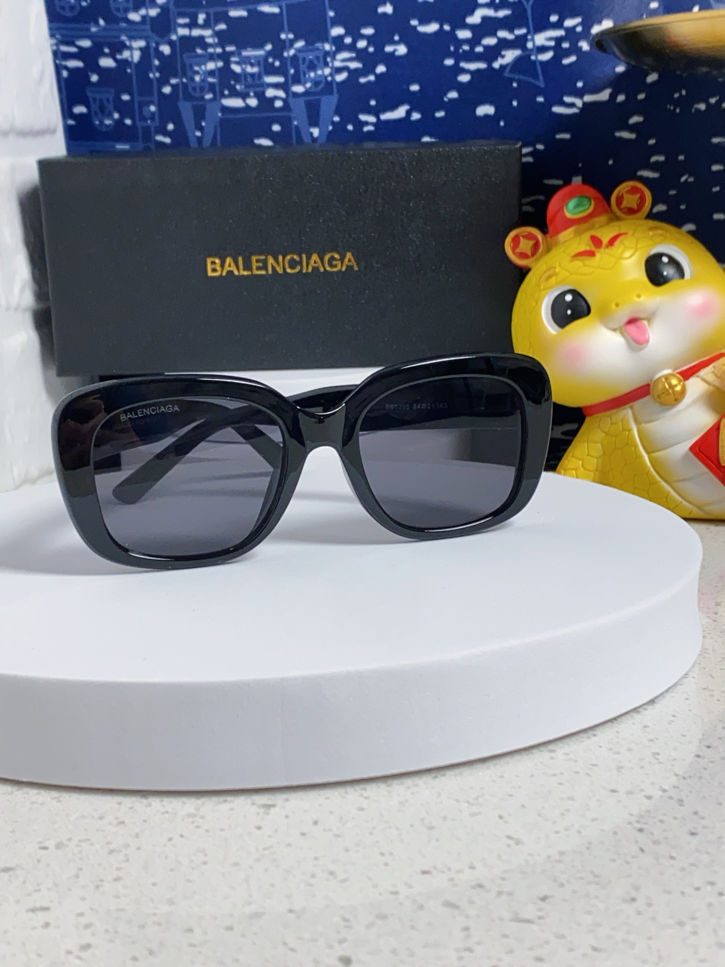 BALENCIAGA バレンシアガ サングラス フレーム 型番BB0295 2025新作 フラットレンズ ブラック ホワイト ブラウン 全3色展開 - 画像 6