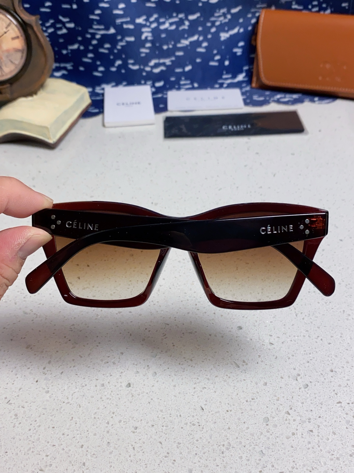 CELINE セリーヌ サングラス フラットシェイプ ファッション アイウェア 防曇 UVカット 紫外線カット 6色展開 - 画像 8
