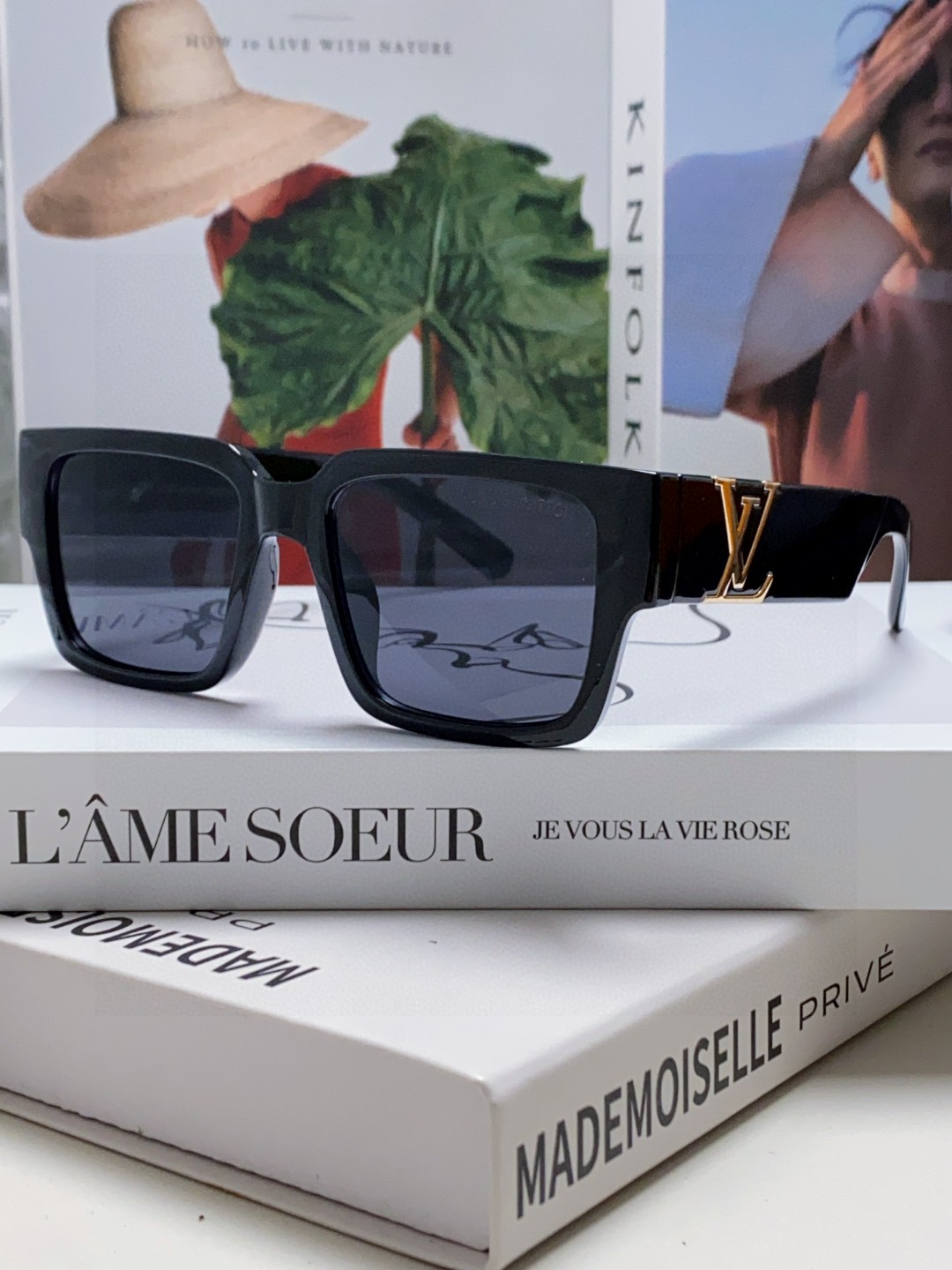 LOUIS VUITTON ルイビトン サングラス フレーム 3Dロゴ メンズ レディース ブラック 多色展開