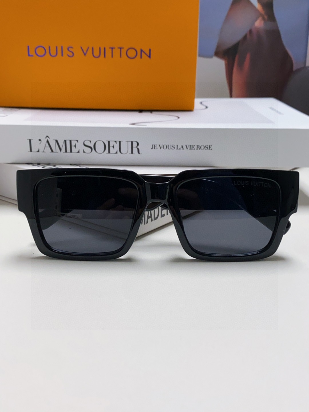 LOUIS VUITTON ルイビトン サングラス フレーム 3Dロゴ メンズ レディース ブラック 多色展開 - 画像 8