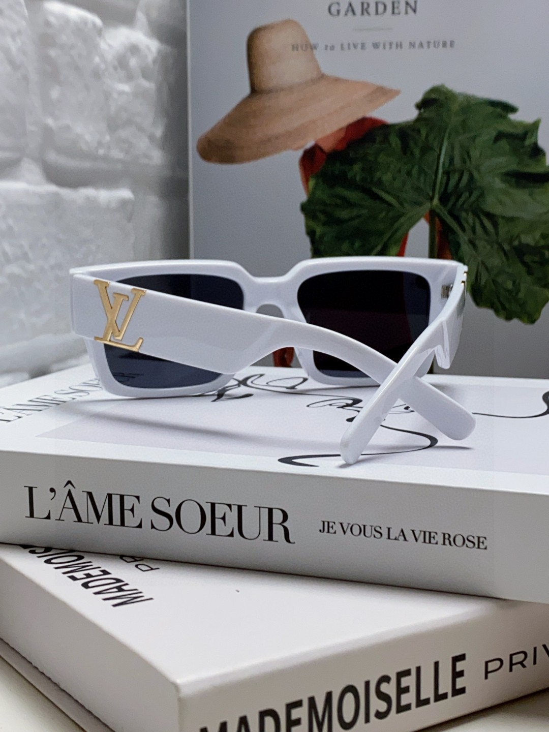 LOUIS VUITTON ルイヴィトン サングラス フレーム シリコン メンズ レディース ホワイト ブラック 多色展開 - 画像 4