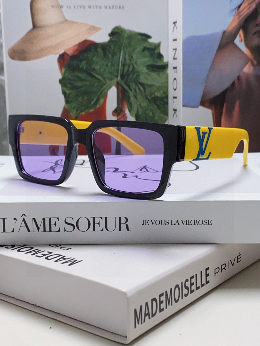 P125 LV 路易威登 新款太阳眼镜复古个性前卫 墨镜模特款高质感板材高品质方框_31190