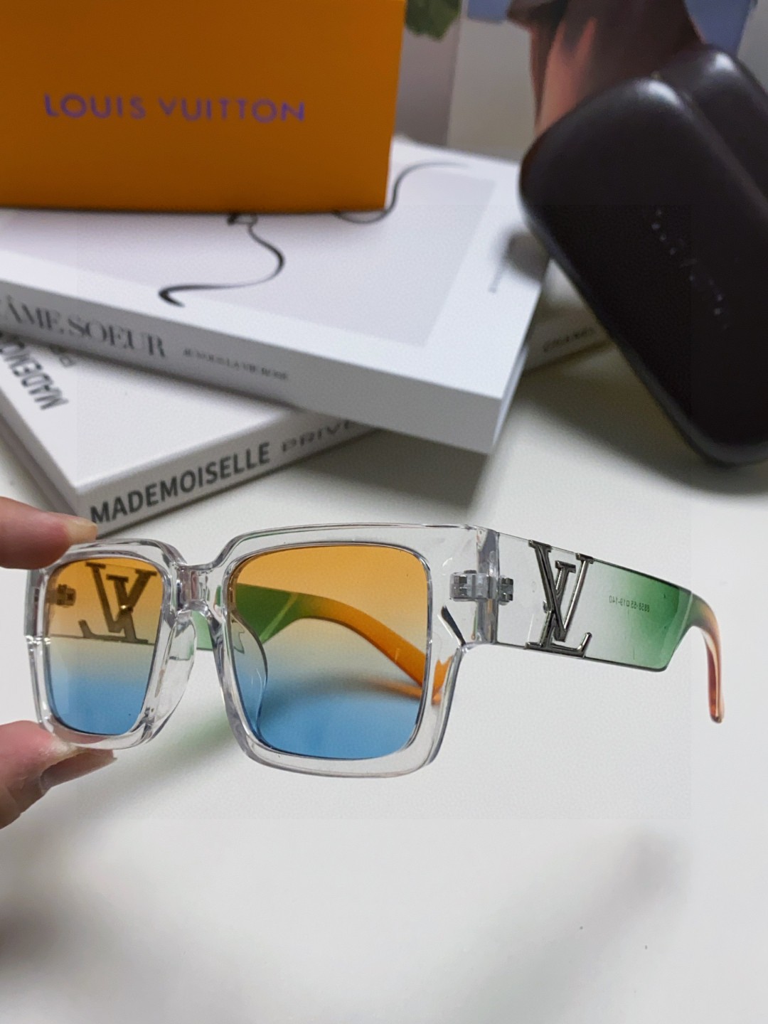 LV ルイヴィトン サングラス フレーム シティ グラデーションレンズ メンズ レディース 多色展開 - 画像 7
