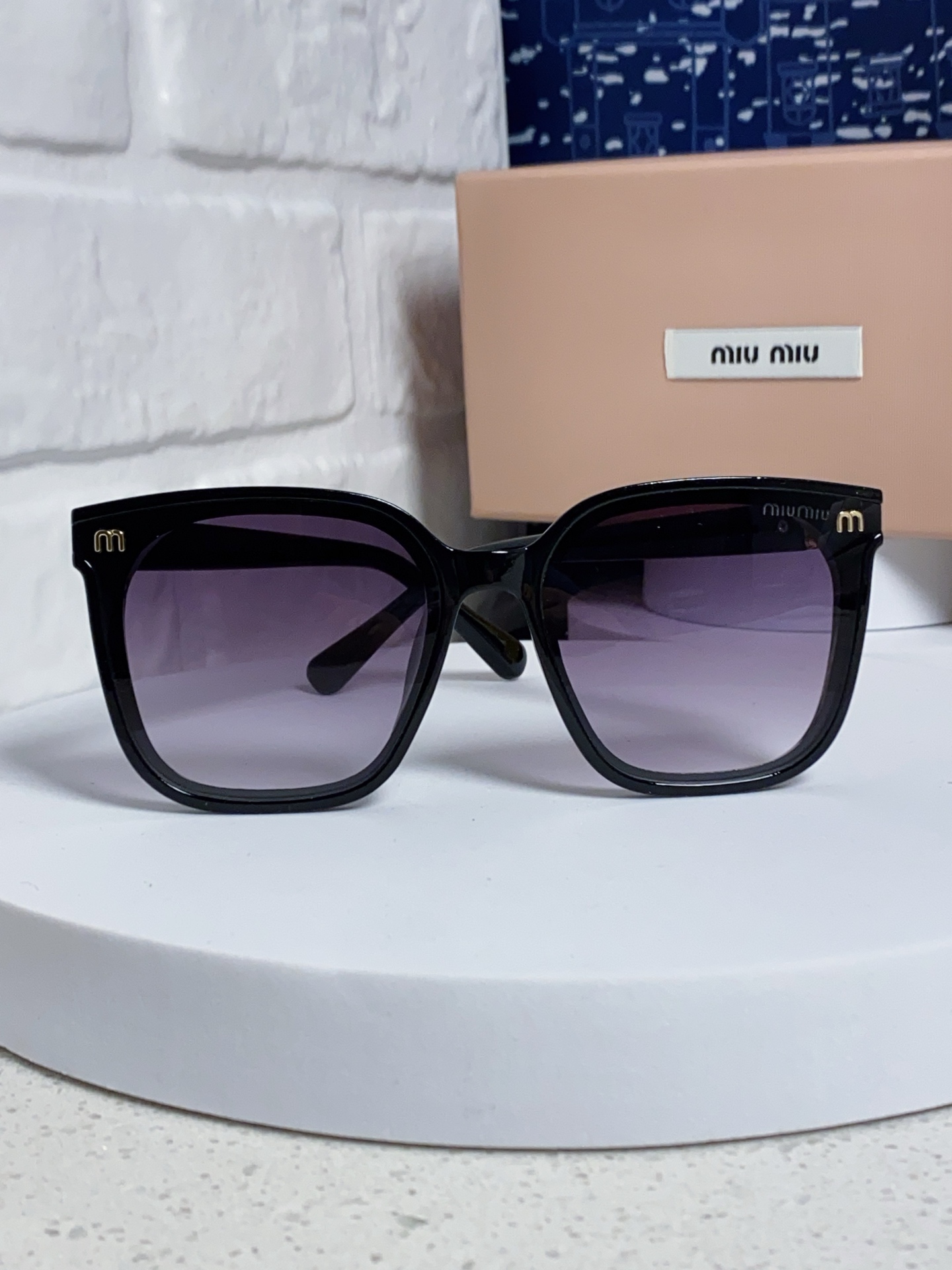 MIU MIU ミウミウ サングラス フラットレンズ 通勤 レディース ブラック 多色展開 - 画像 5