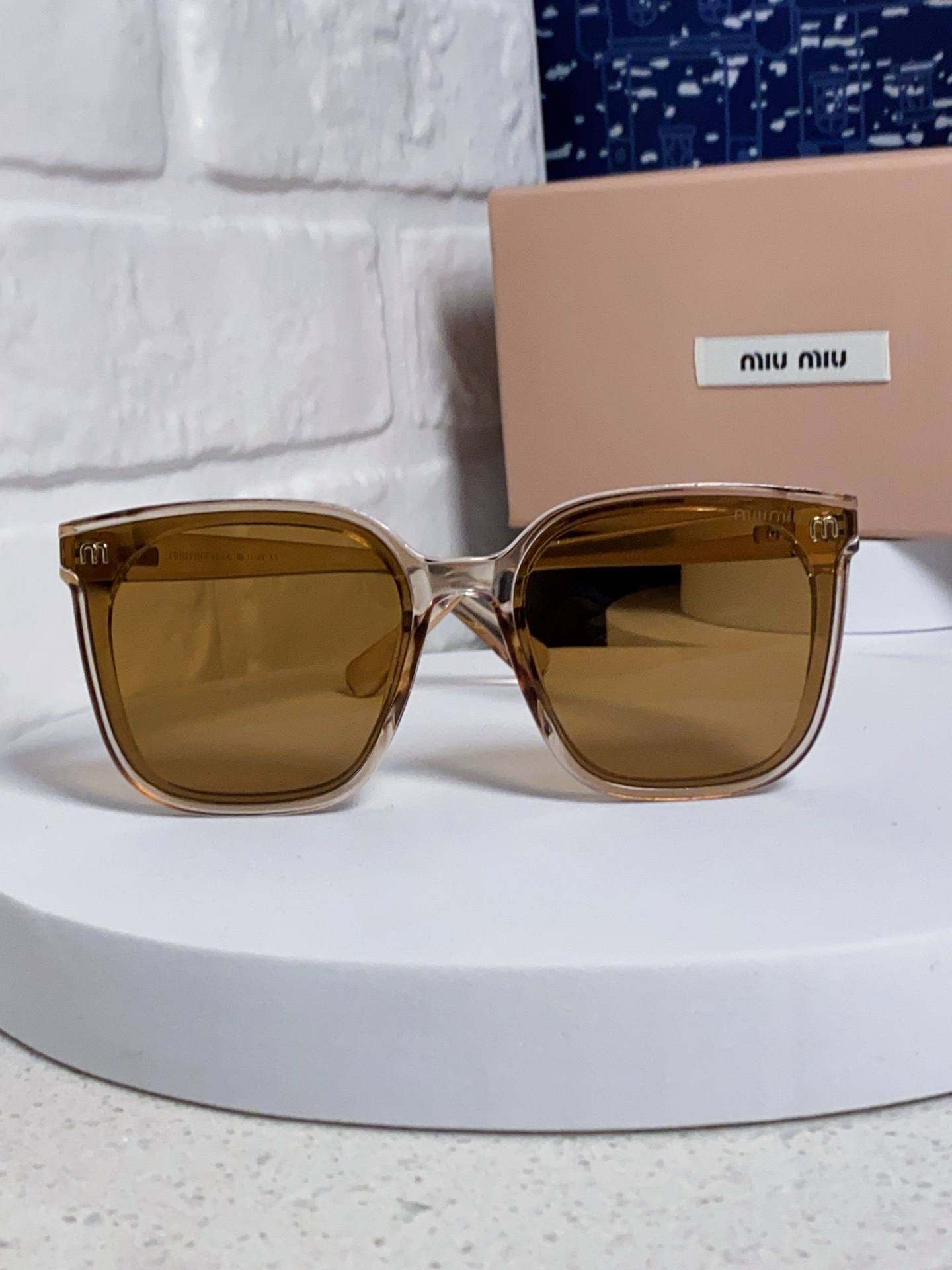 MIU MIU ミウミウ サングラス レディース フレーム サングラス 2025年新作 韓国風 大判 丸みカット UVカット ブラウン 多色展開 - 画像 5