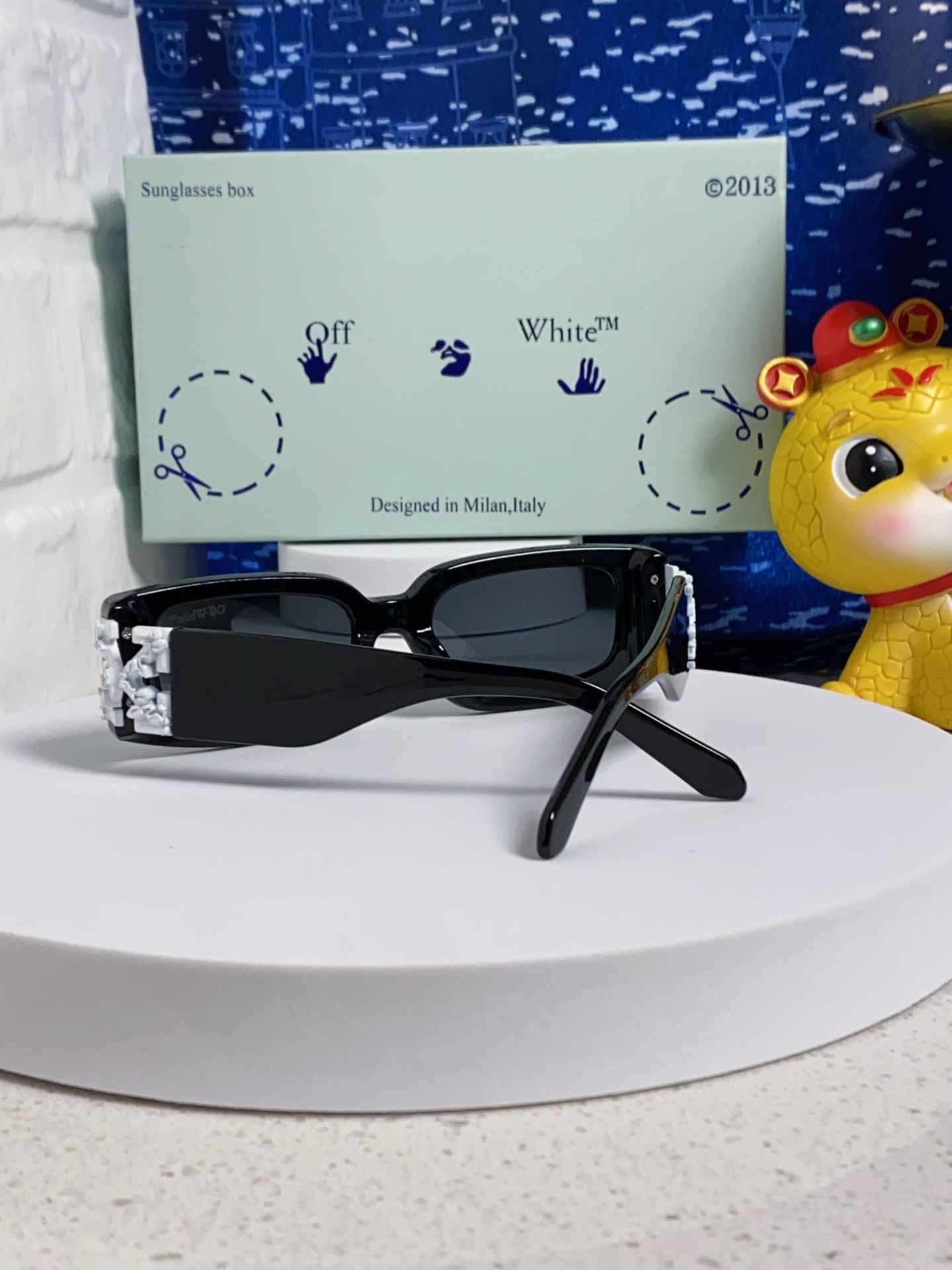 Off-White オフホワイト サングラス フラットサングラス 通勤 メンズ レディース オフホワイト 多色展開 - 画像 5