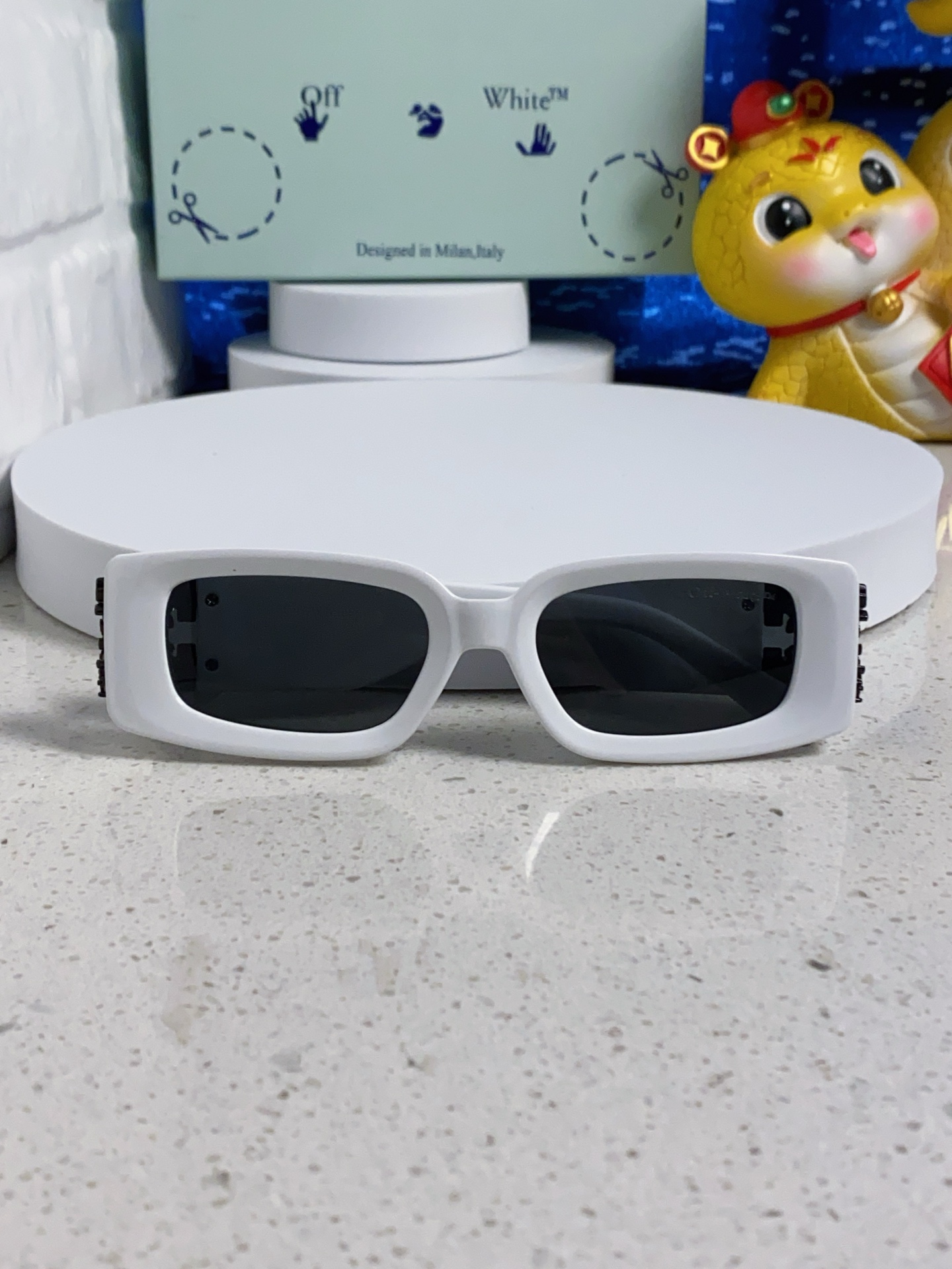 Off White オフホワイト サングラス メンズ レディース ブラック ホワイト レトロ フレーム 多色展開 - 画像 2