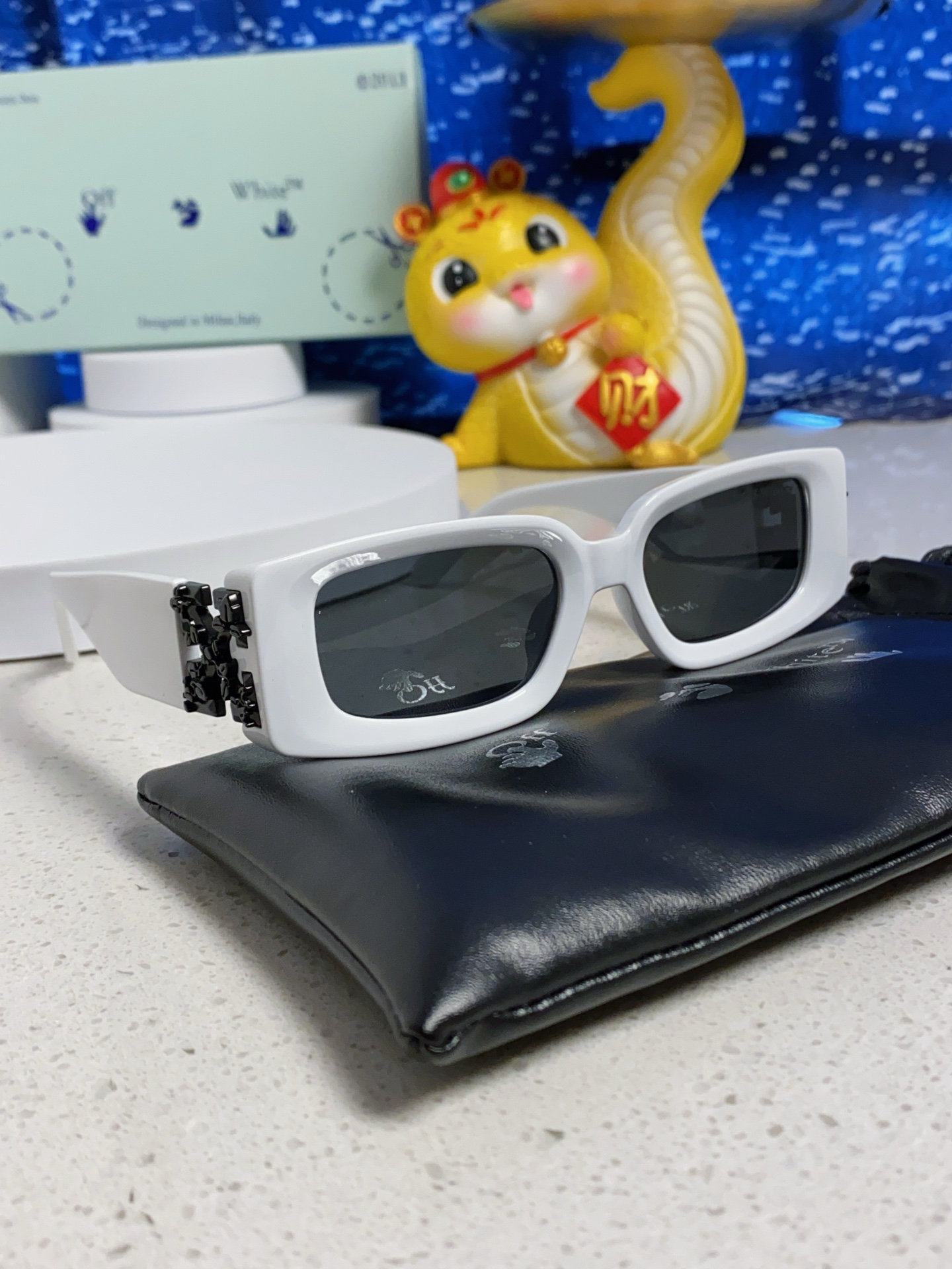 Off White オフホワイト サングラス メンズ レディース ブラック ホワイト レトロ フレーム 多色展開 - 画像 3