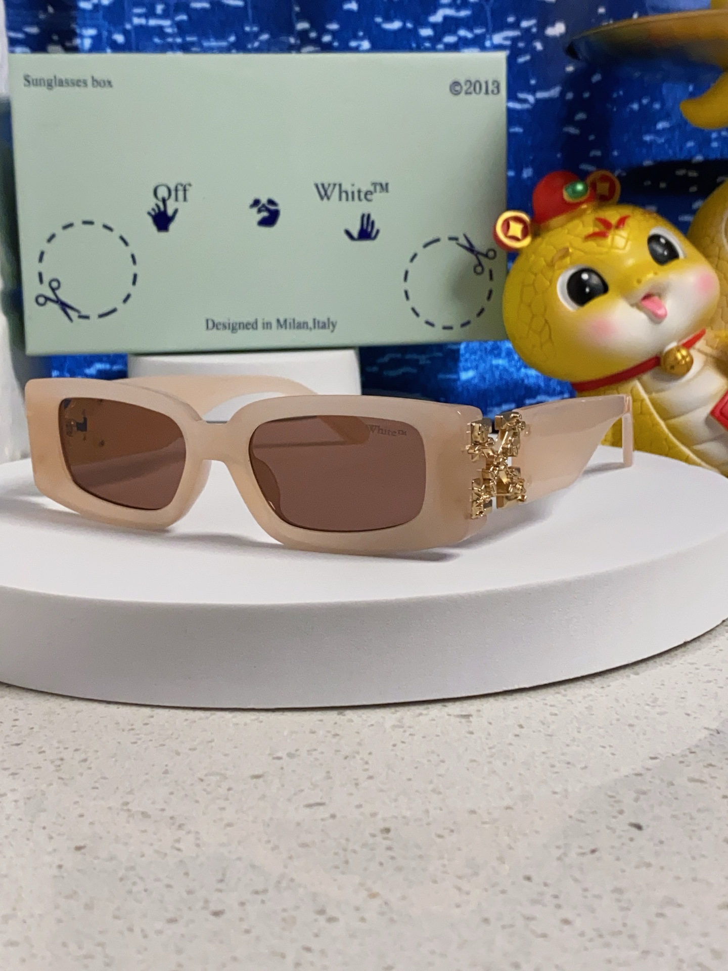 Off White オフホワイト サングラス フレーム オーバル メンズ レディース ホワイト 多色展開