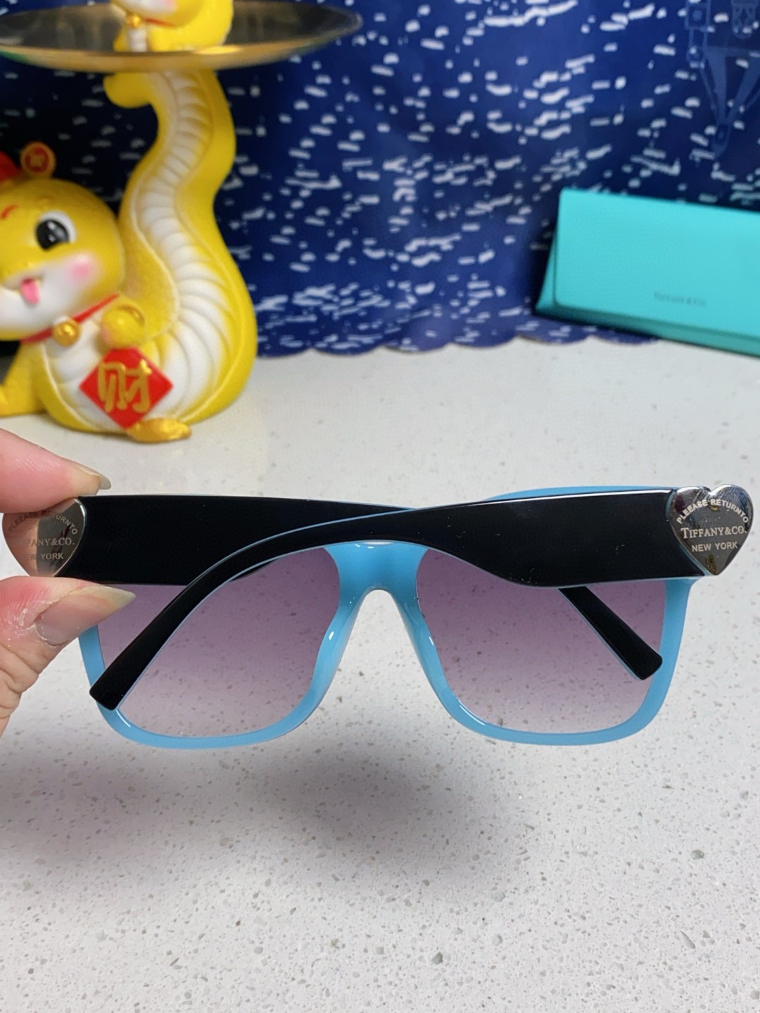 Tiffany & Co. ティファニー サングラス レディース メンズ 偏光 サングラス 方形 0TF4216F_31142 黒 ブルー ホワイト 多色展開 - 画像 7